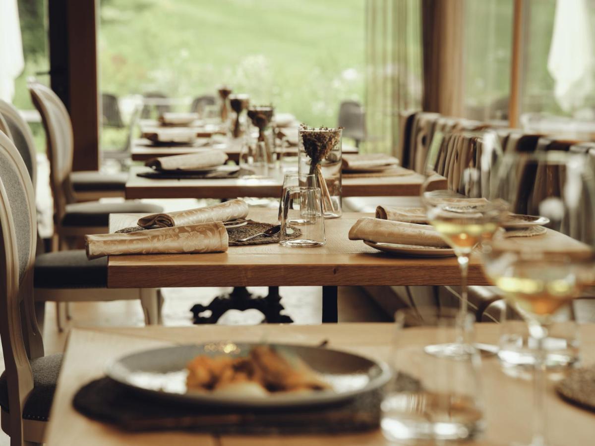 Boutique Hotel Vila Planinka Zgornje Jezersko Exteriör bild