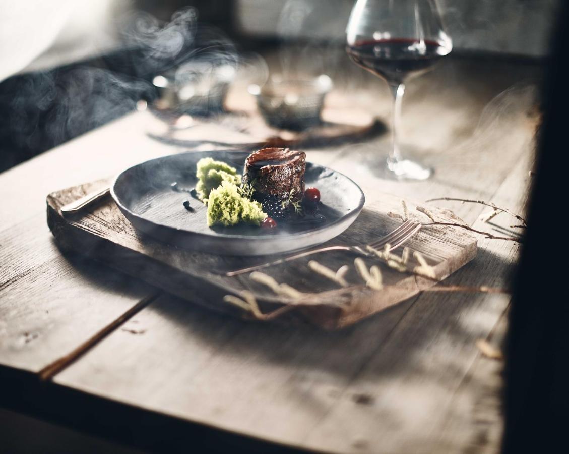 Boutique Hotel Vila Planinka Zgornje Jezersko Exteriör bild